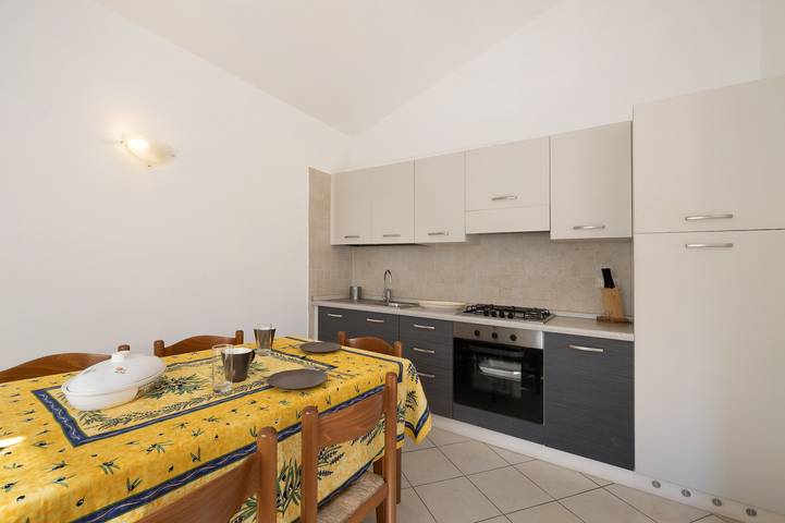 Geheel appartement, Appartement 'Pana La Taggiasca' met uitzicht op de bergen in San Gregorio (Stellanello), Stellanello
