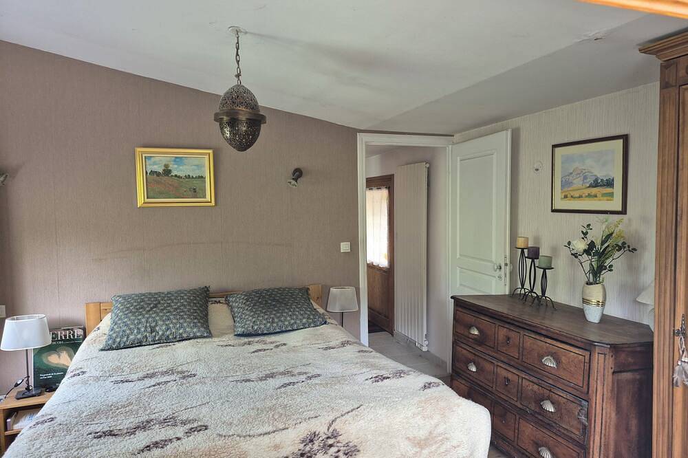 Your stay in the Alps between lakes and mountains. in Saint-Théoffrey, Isère