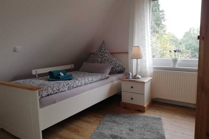 Ferienhaus für 5 Personen, mit Terrasse und Garten in Leer - 3