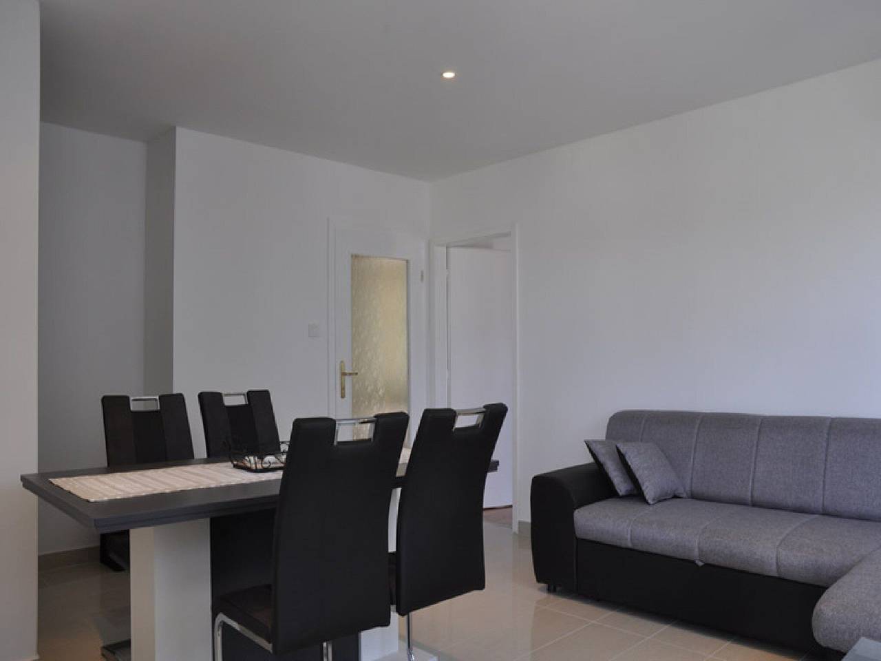 Ganze Wohnung, Apartments Profaca - Two Bedroom Apartment with Terrace in Banjol, Rab
