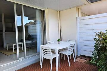Gîte pour 4 personnes, avec jardin dans Plage de la Légenèse