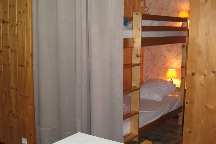 Appartement entier, Studio dans chalet, belle vue, calme, Col des Aravis in La Giettaz, Région d'Albertville