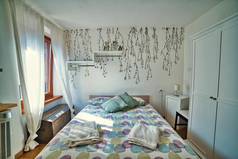Ganze Wohnung, Trentino Apartment mit Sprudelbädern in Dro, Gardasee-Berge