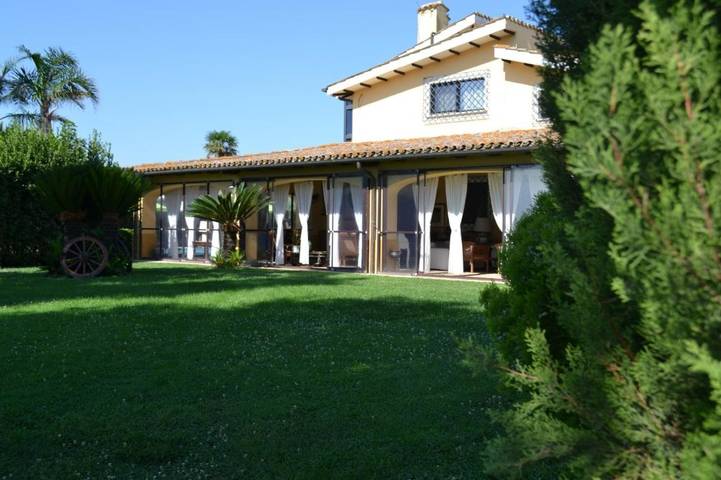 Chambre d’hôte pour 2 personnes, avec vue ainsi que piscine et jardin à Fiumicino - 3