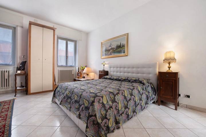 Casa vacanza per 5 persone, con Balcone e Giardino nonché Vista lago a Mandello del Lario
