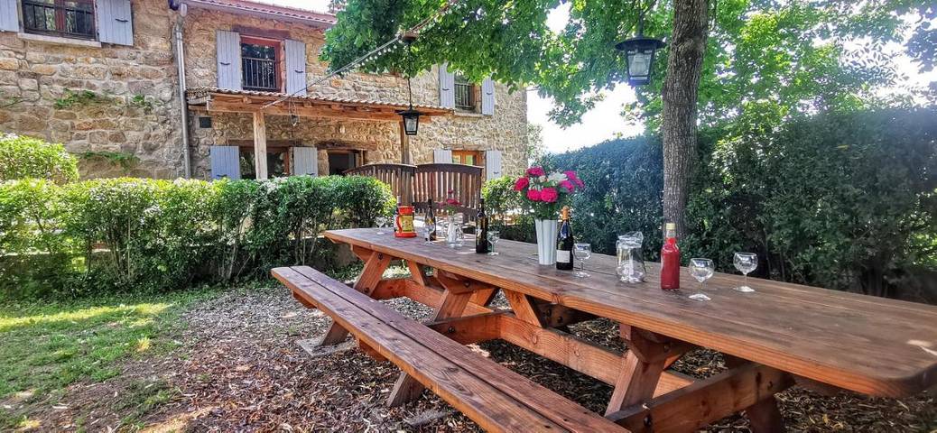 Location de vacances pour 15 personnes, avec jardin à Lamastre - 4