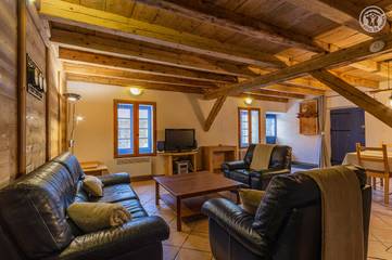 Gîte pour 9 personnes, avec jardin à Aillon-le-Vieux