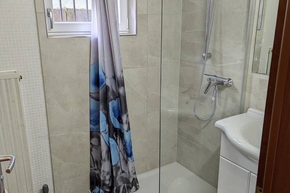 Gemütl. Ferienhaus im Schwarzwald; Wanderwege, Freibad, Loipen - 5 min. entfernt in Schramberg, Mittlerer Schwarzwald