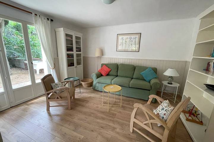 Gîte pour 6 personnes, avec terrasse ainsi que jardin et piscine à Villelongue-de-la-Salanque - 2