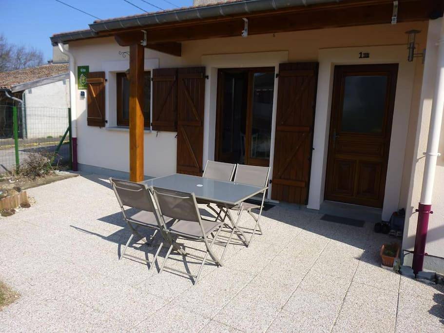 Two-Bedroom House in Vignot, Région de Commercy