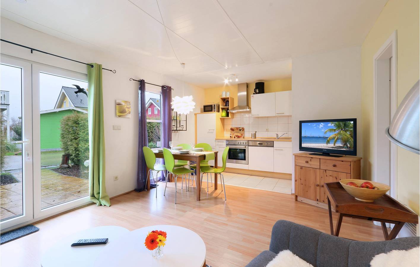 Terrassenwohnung 2km vom Strand mit Parkplatz & TV in Heringsdorf (Oldenburg-Land), Ostholstein