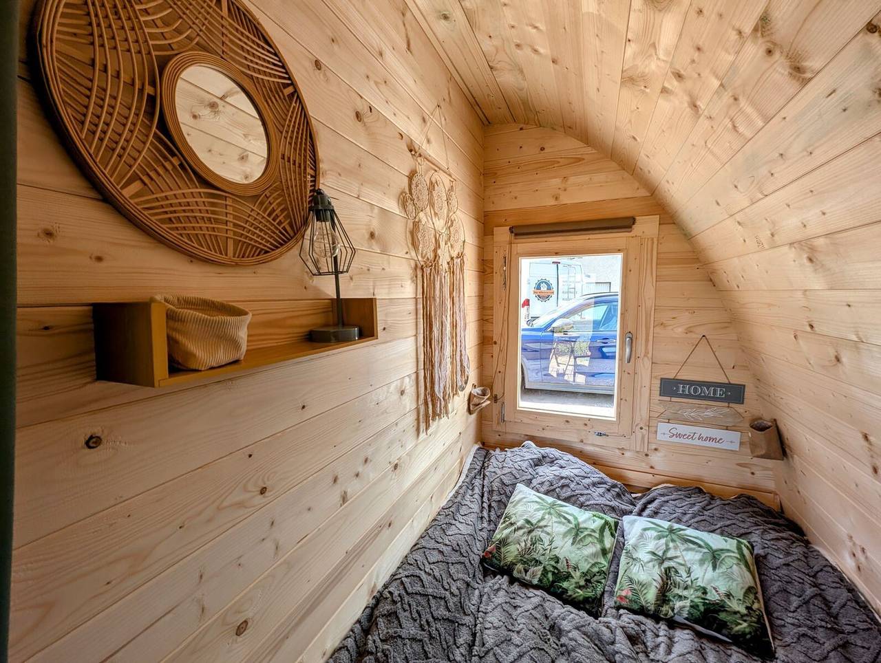 Cabane « Nature & Détente » au Domaine de la Gare,  nature et authenticité in Dampierre-sur-Salon, Haute-Saône