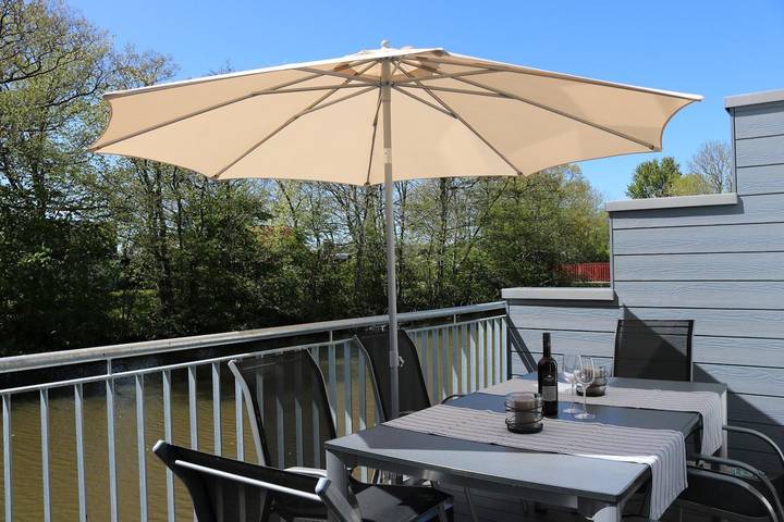 Ferienhaus mit Meerblick für 6 Personen, mit Sauna und Terrasse in Schillig