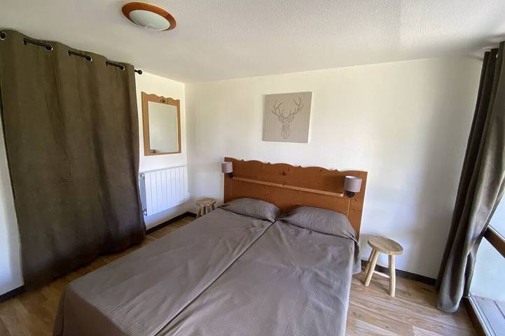 Appartement entier, Appt 6 personnes classé 3 ⭐️⭐️⭐️, 2 chambres, terrasse plein sud sans vis à vis. in Chamrousse, Parc national des Écrins