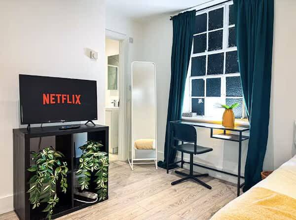 Entire apartment, Long Term Discounts | Aparthotel Central Maidstone in Kent