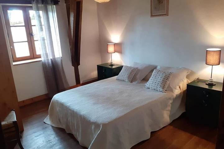 Location de vacances pour 6 personnes, avec jardin, animaux acceptés à Rueyres - 2