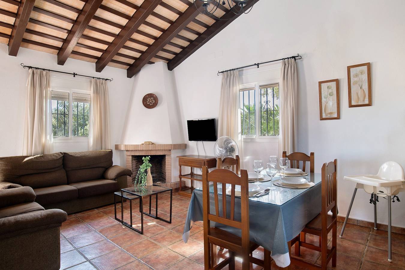 Casa de vacaciones 'Huerta Del Sol 2' con vistas a la montaña, piscina privada y Wi-Fi in Conil de la Frontera, Costa de la Luz