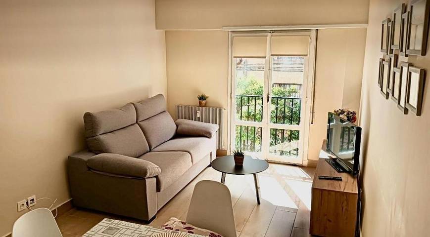 Ferienwohnung für 8 Personen, mit Terrasse und Ausblick - 1