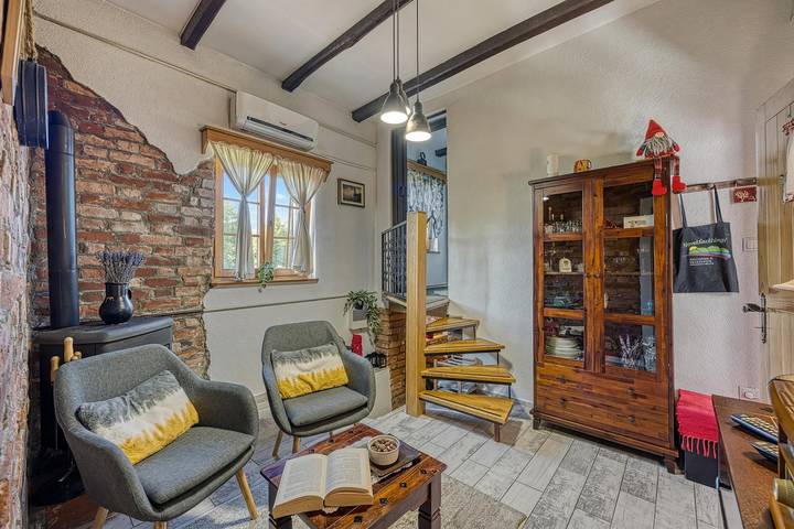 Romantic Haven with Hot Tub in Varazdin