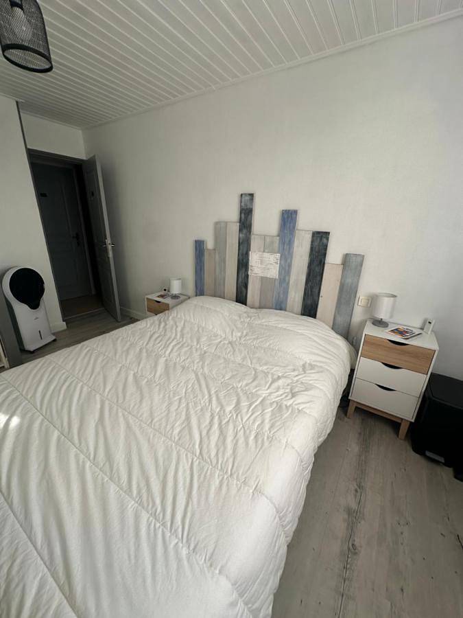 Chambre équipée centre Le Fenouiller proche mer in Le Fenouiller, Vallée de la Loire