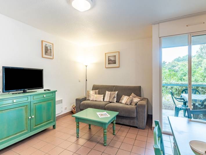 Gîte pour 4 personnes, avec Terrasse et Sauna dans Golf de la Méjanne - 3