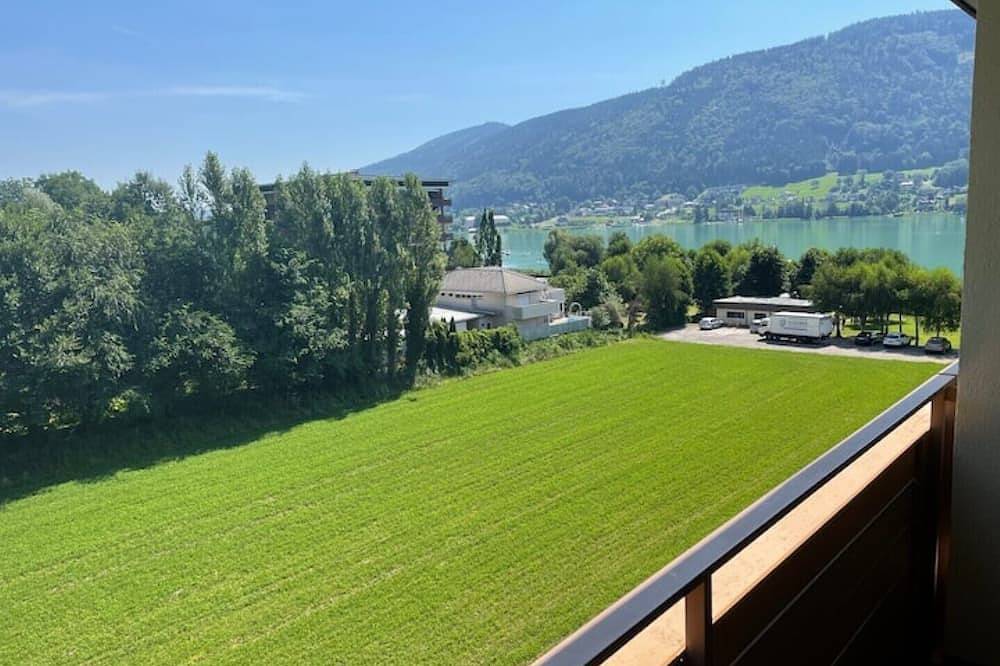 Ganze Wohnung, Ferienwohnung mit 46 qm - direkt am Ossiacher See &  Indoorpool in Bodensdorf, Gerlitzen