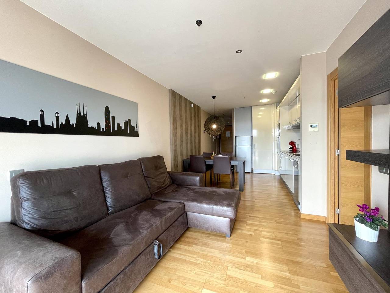 Entire holiday apartment, Apartment in Front of Fira Gran Via in Hospitalet de Llobregat, l'Hospitalet de Llobregat