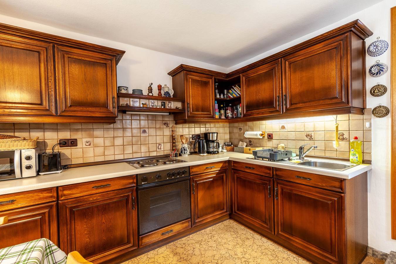 Ganze Wohnung, Ferienwohnung 'Gemütliches Haus im alten Ortskern' mit Privatterrasse und Wi-Fi in Wehrheim, Hochtaunuskreis