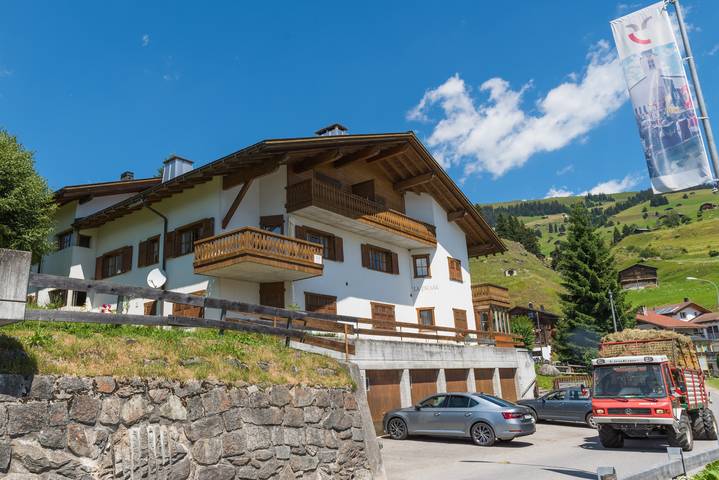 Ganze Ferienwohnung, Ferienwohnung La Prada Seipel, Brigels - 3.5 Zimmer Ferienwohnung für max. 5 Pers. in Brigels, Alpenarena