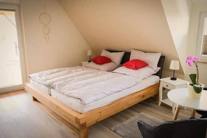 Ferienwohnung für 4 Personen, mit Balkon und Garten