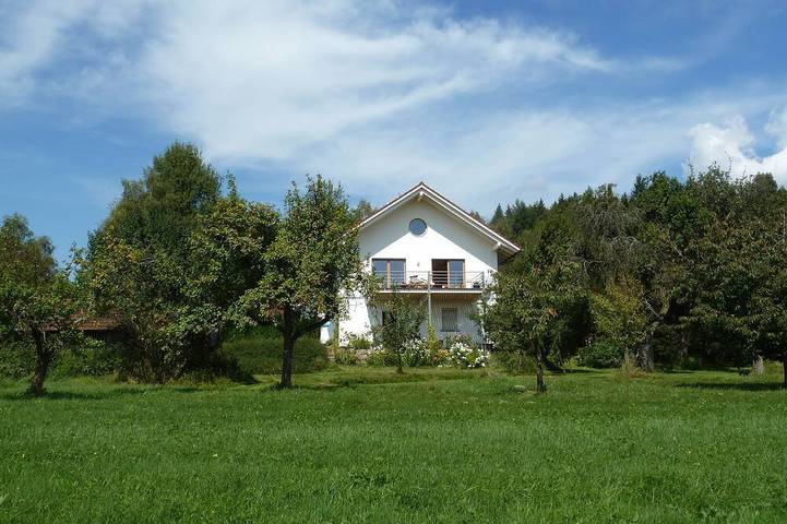 Ferienhaus für 2 Personen, mit Terrasse und Garten