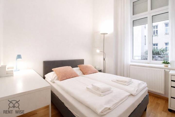 Ferienwohnung für 4 Personen, mit Balkon und Terrasse sowie Garten und Ausblick in Wien - 4