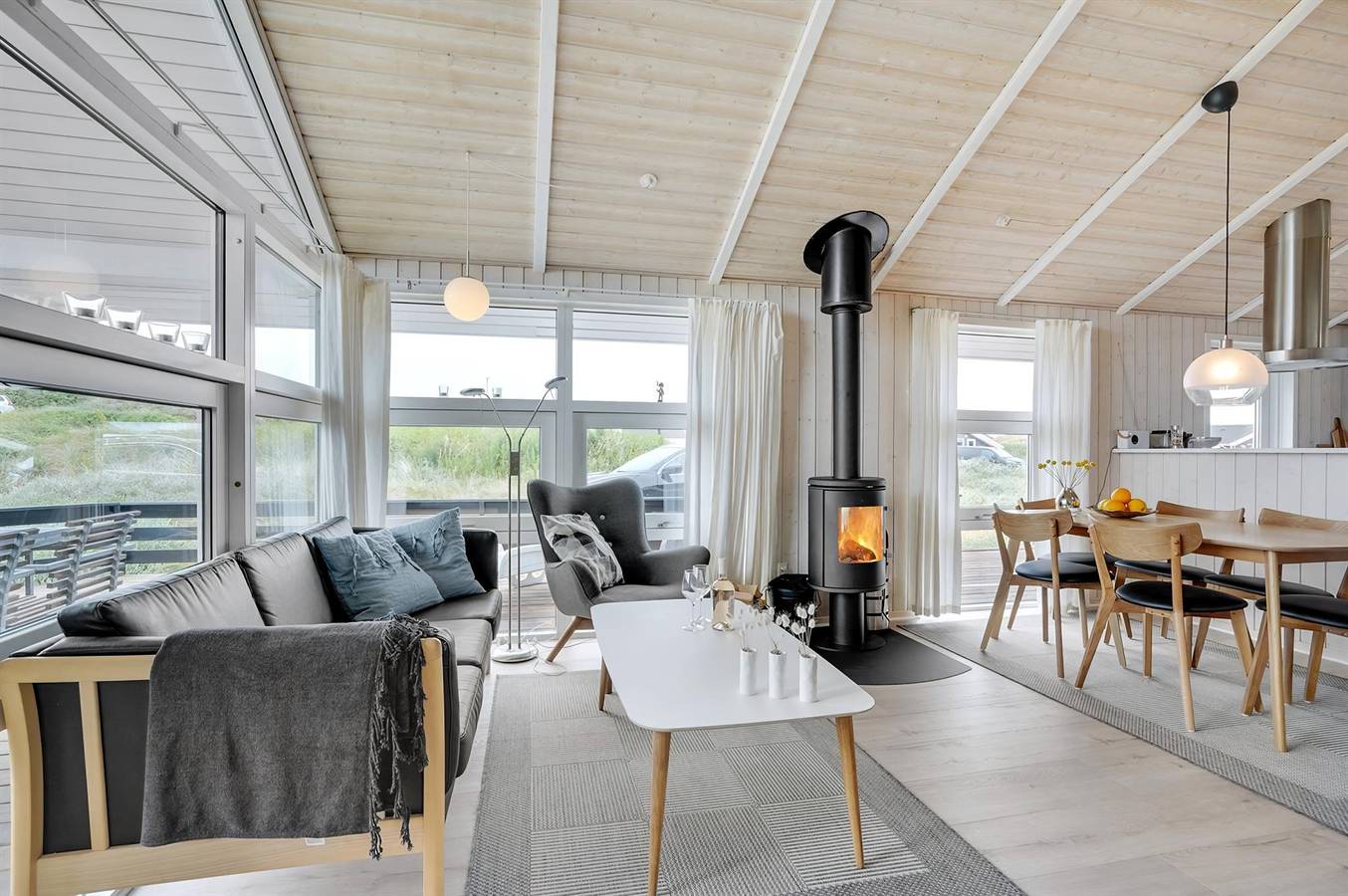 Amazing home in Hvide Sande w/ Wifi, 3 Bedrooms and Sauna in Hvide Sande, Holmsland Klit