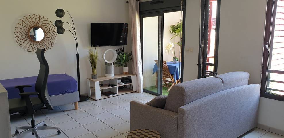 Gîte pour 3 personnes, avec jardin sur l' Île de la Réunion - 4