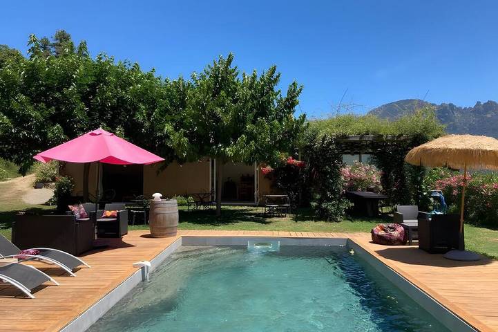 Bed and breakfast for 3 people, with garden and pool - 1