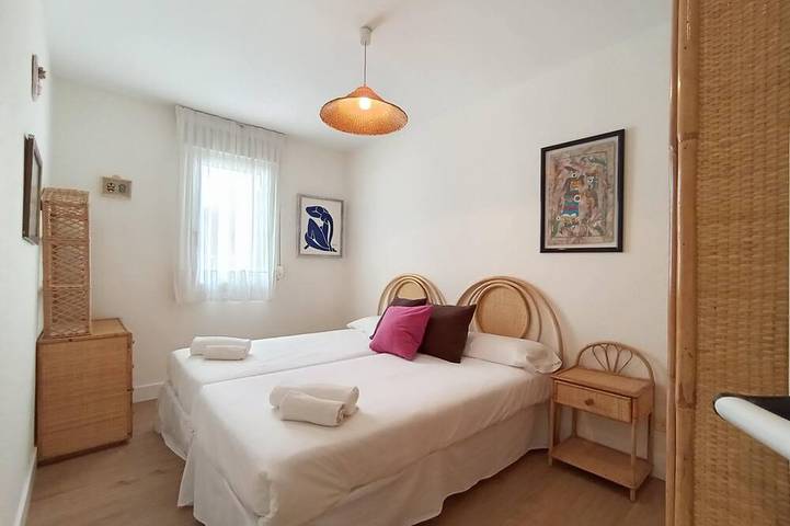 Appartement entier, Penthouse in front of the sea - Playa Usil - 2 terraces in La Playuca (Miengo), Miengo