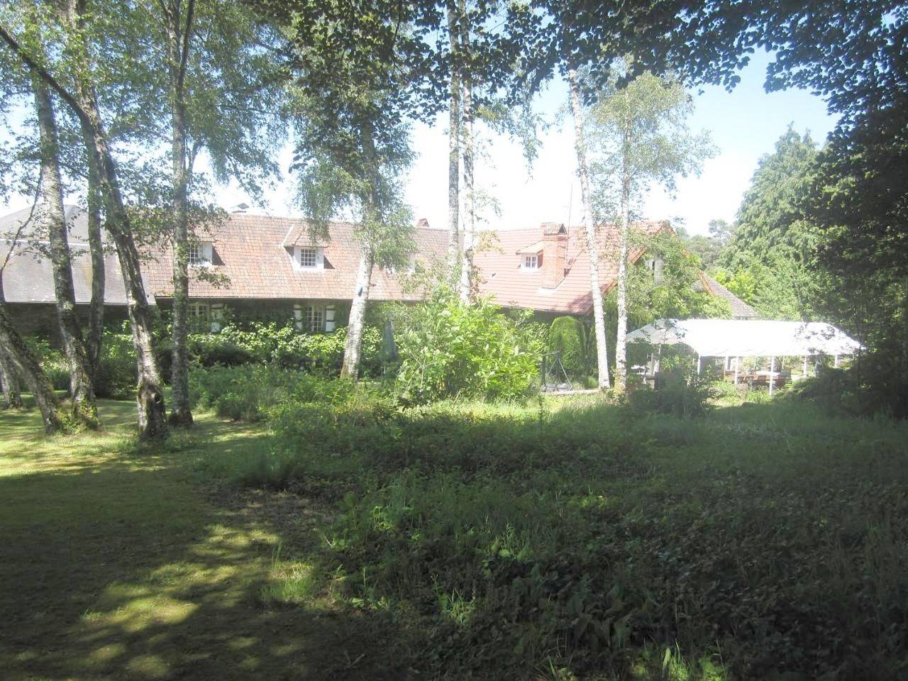 Triple Room in Châteauneuf-la-Forêt, Région de Limoges