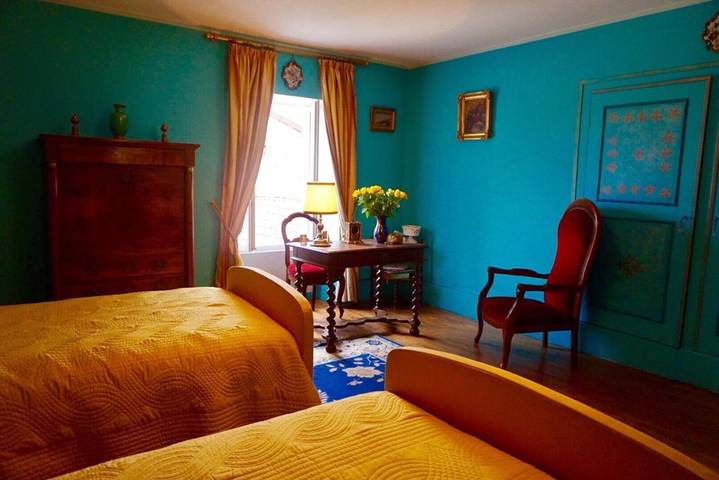 Chambre d’hôte pour 12 personnes, avec Terrasse ainsi que Jardin et Vue