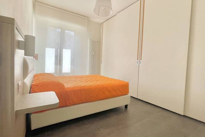 Appartement entier, Welcome to the charming Apartment Letizia, located in the heart of Prato. This cozy apartment offers a strategic location for exploring the beauty of Tuscany, with convenient connections to reach Florence in just a few minutes.Perfect for couples or smal in Prato, Province de Prato
