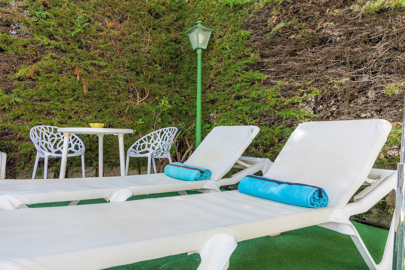 Apartment Close to the Beach with Pool Access, Private Terrace, Air Conditioning and Wi-Fi, foto 9