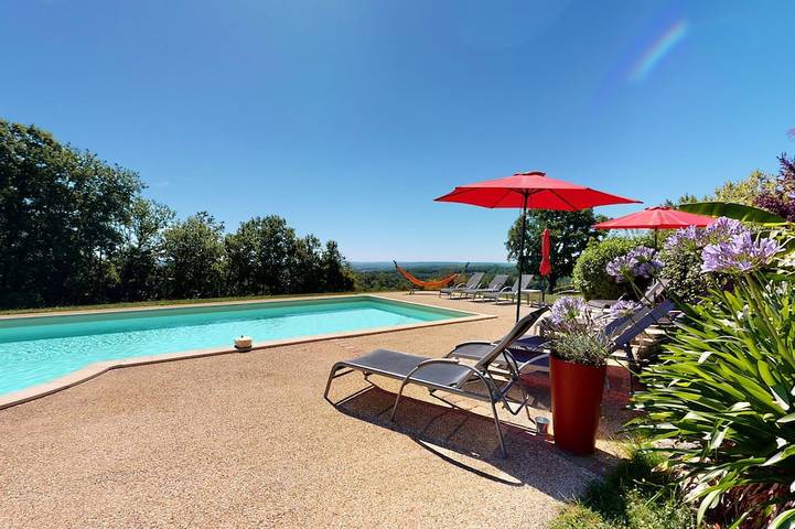 Gîte pour 2 personnes, avec jardin et terrasse à Sainte-Foy-de-Longas