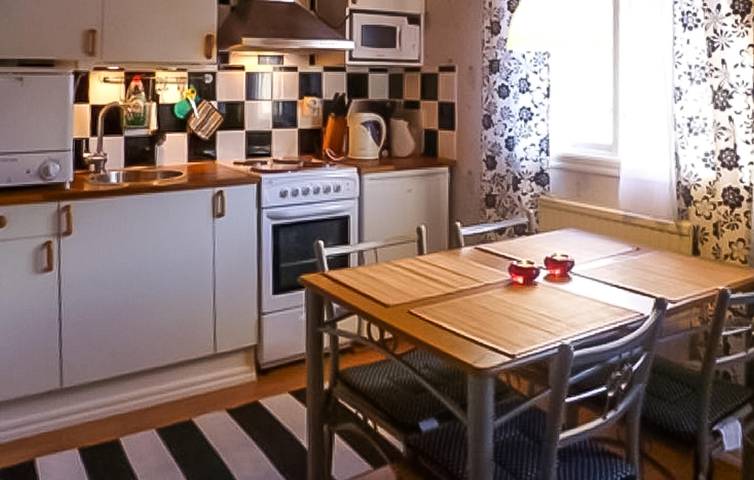 Ferienhaus für 4 Personen mit Garten in Kneippbyn, Visby