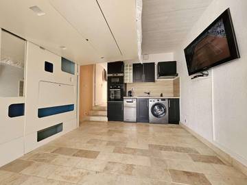 Gîte pour 2 personnes, avec vue et balcon dans Plage des Salins (Hyeres)