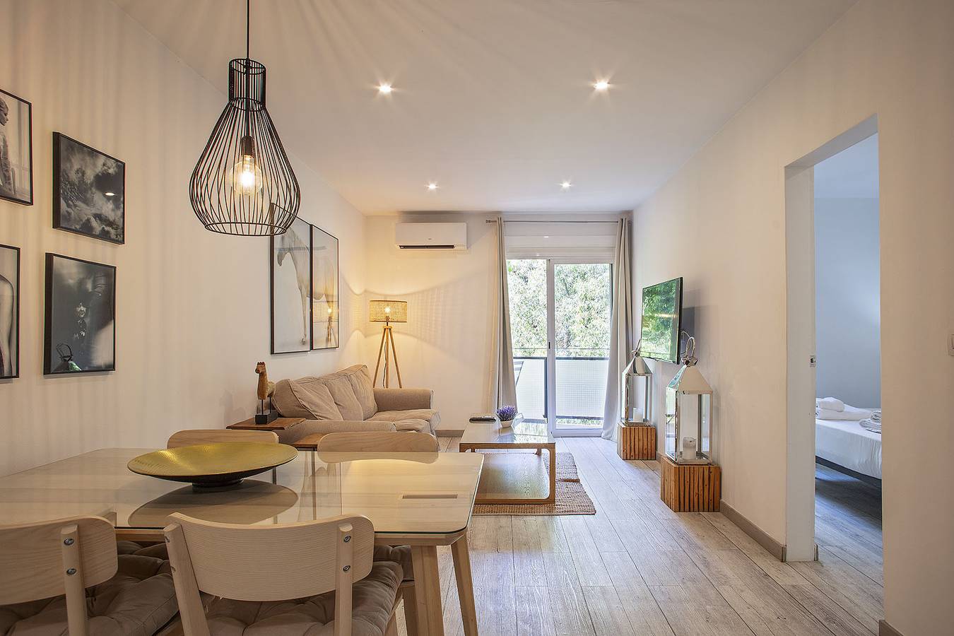 Entire apartment, Ref. 348735 in Barcelona Centre, Barcelona