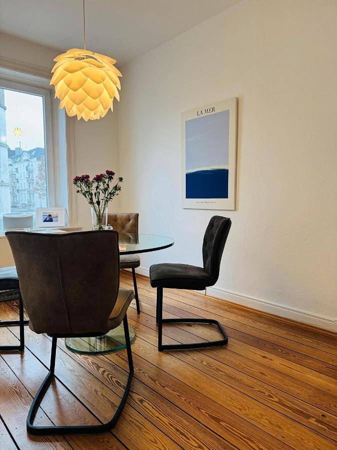 Ganze Wohnung, One-Bedroom Apartment in Hamburg-Nord, Hamburg