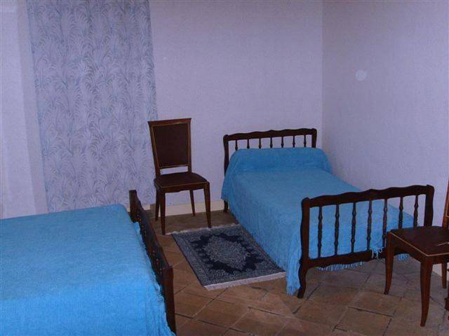 Location de vacances pour 9 personnes, avec terrasse ainsi que jardin et vue, animaux acceptés à Vaïssac - 4