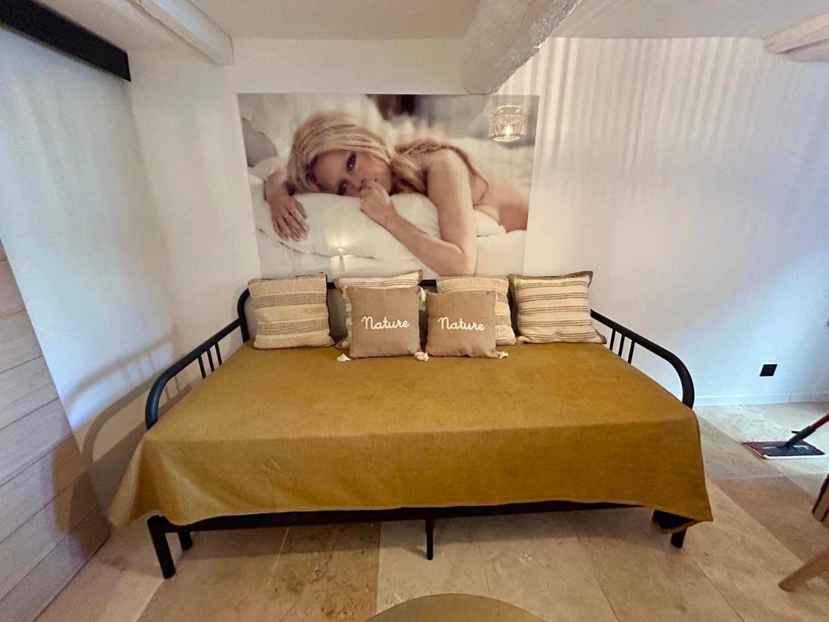 Appartement entier, One-Bedroom Apartment in Cassis, Parc national des Calanques
