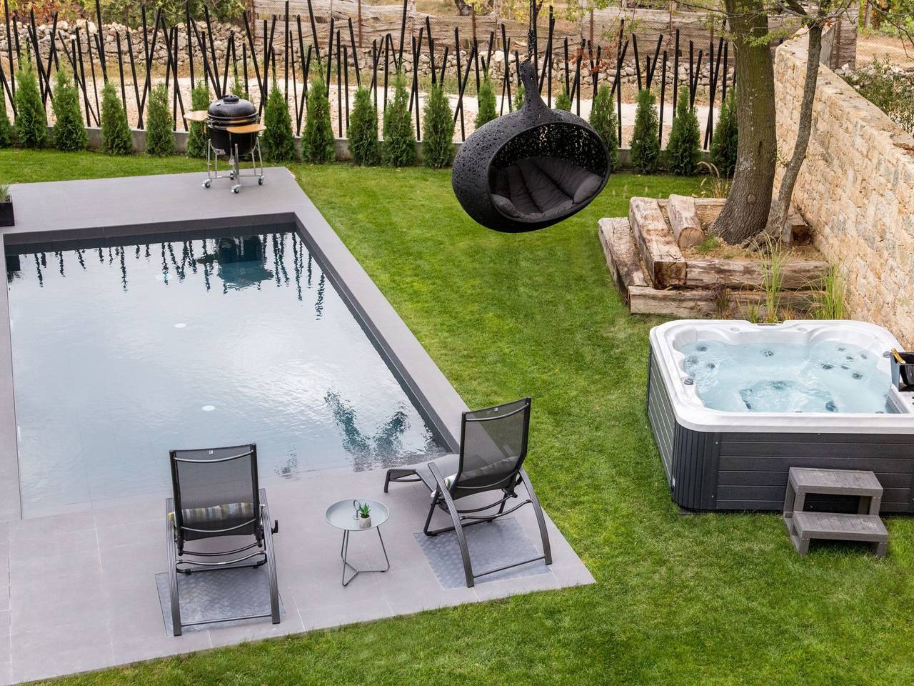 Exklusive Villa mit Swimmingpool und Whirlpool in Varna, Oblast Varna