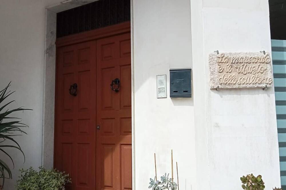 Ganze Wohnung, The sculptor's retreat in Niscemi, Caltanissetta Provinz