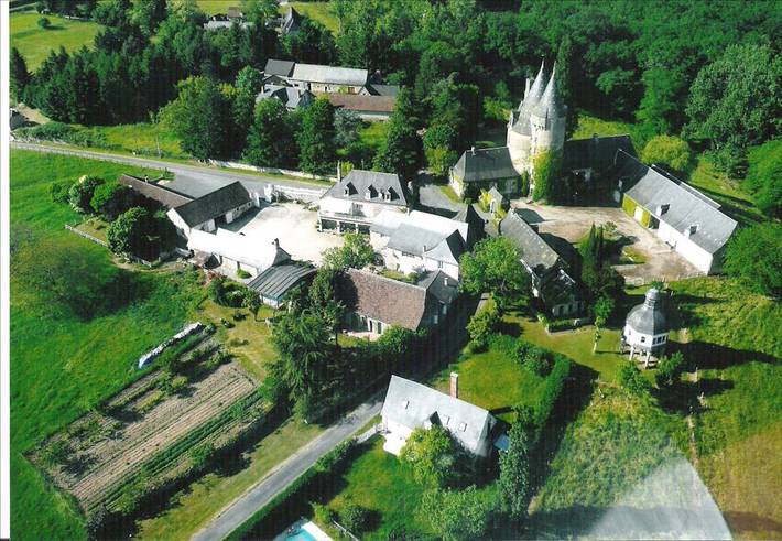 Gîte pour 8 personnes, avec piscine ainsi que terrasse et jardin en Dordogne - 3